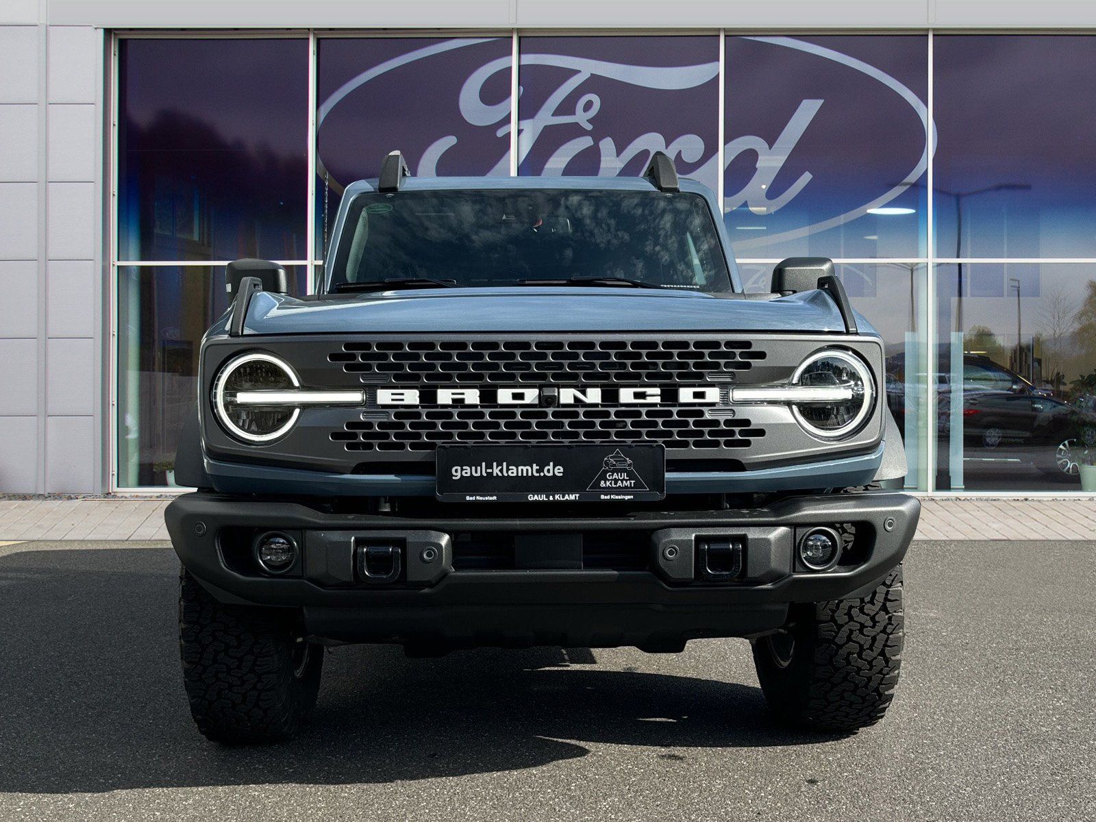 Fahrzeugabbildung Ford Bronco Badlands e-4WD #360-Grad-Kamera