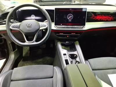 Volkswagen Passat - Bild 6