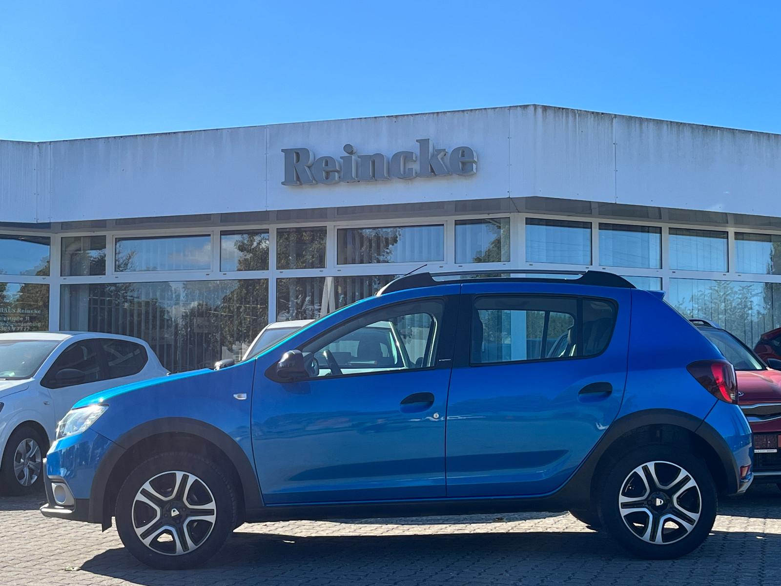 Dacia Sandero TCe90 Stepway KlimNavAHKTemp8fachbereift
