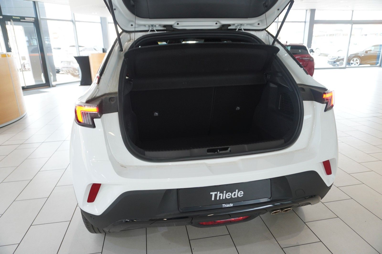 Fahrzeugabbildung Opel Mokka 1.2T GS LINE NAVI/LED/KAMERA/SPORT/DAB+