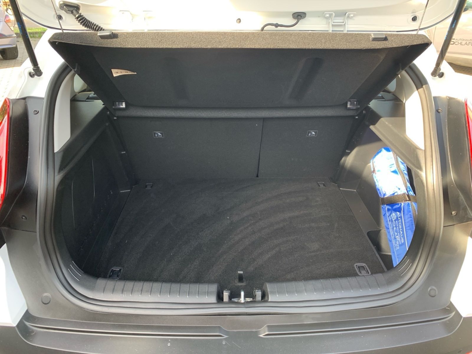 Fahrzeugabbildung Hyundai BAYON 1.0 T-GDI 7-DCT Trend Mild-Hybrid