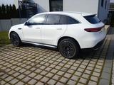 Mercedes-Benz EQC400 4Matic AMG Line , Burmester, AHK, ACC - weiße Mercedes-Benz EQC