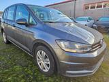 Volkswagen TOURAN 2.0 TDI * NAVIGATION *  PDC - VW Touran Gebrauchtwagen in Wiesbaden