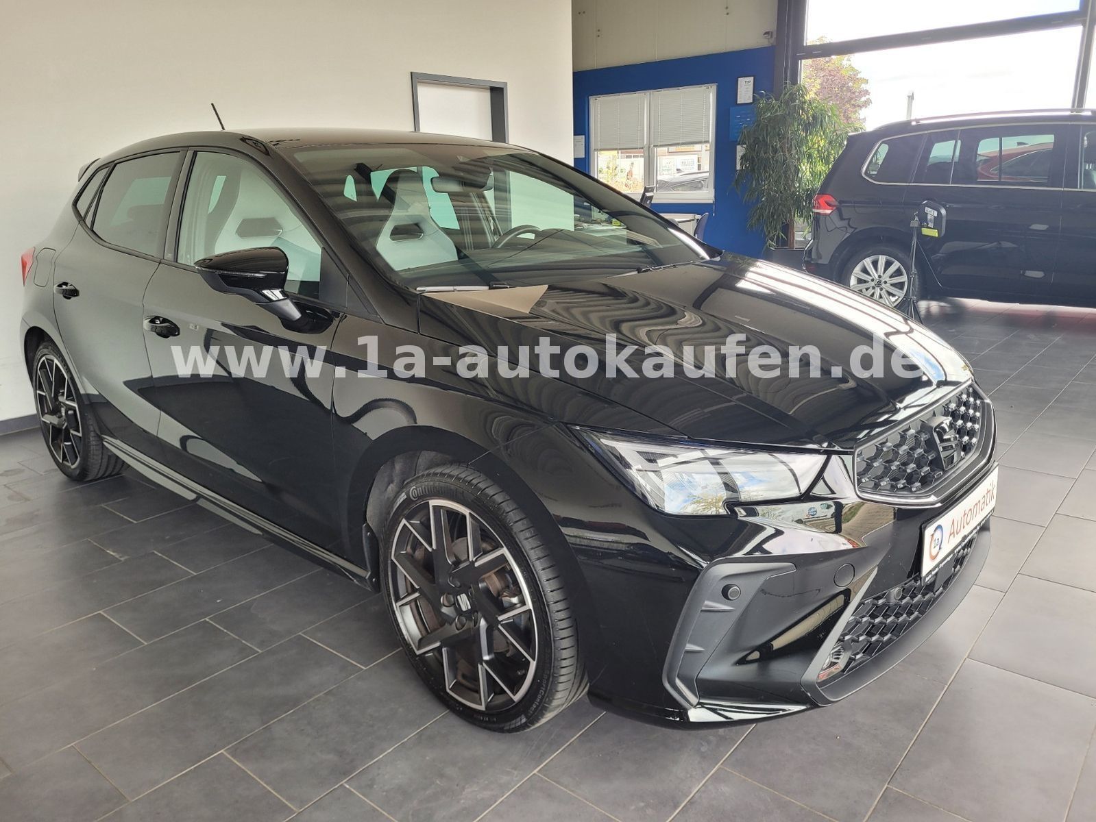 Seat Ibiza TSI FR Black Edition DSG m. Kamera/ACC imagem 3