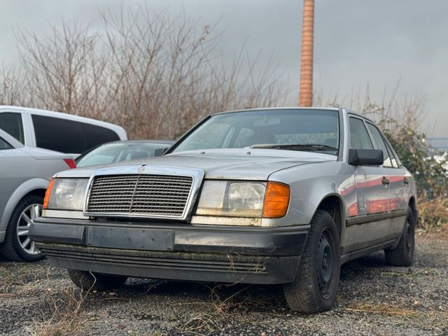 Mercedes-Benz E 300 D