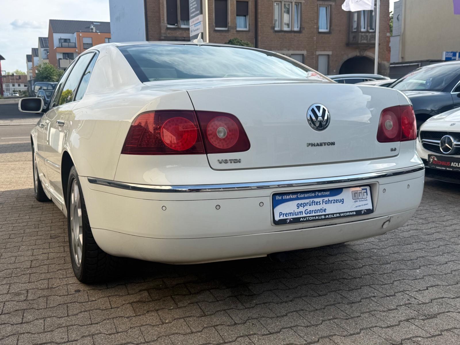 Volkswagen Phaeton V6TDI 4M*2HD*KAM*AUTO*SCHIEB*MASSA+5SITZ