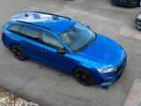 Skoda Octavia Combi RS 2.0 TDI HEAD AHK LED NAV SHZ - Skoda Octavia: Blau, RS