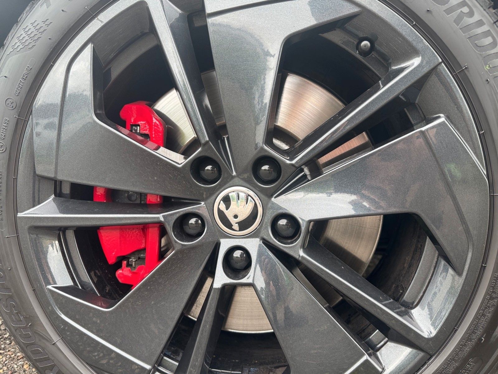 Fahrzeugabbildung SKODA Octavia RS Combi 2.0 TSI