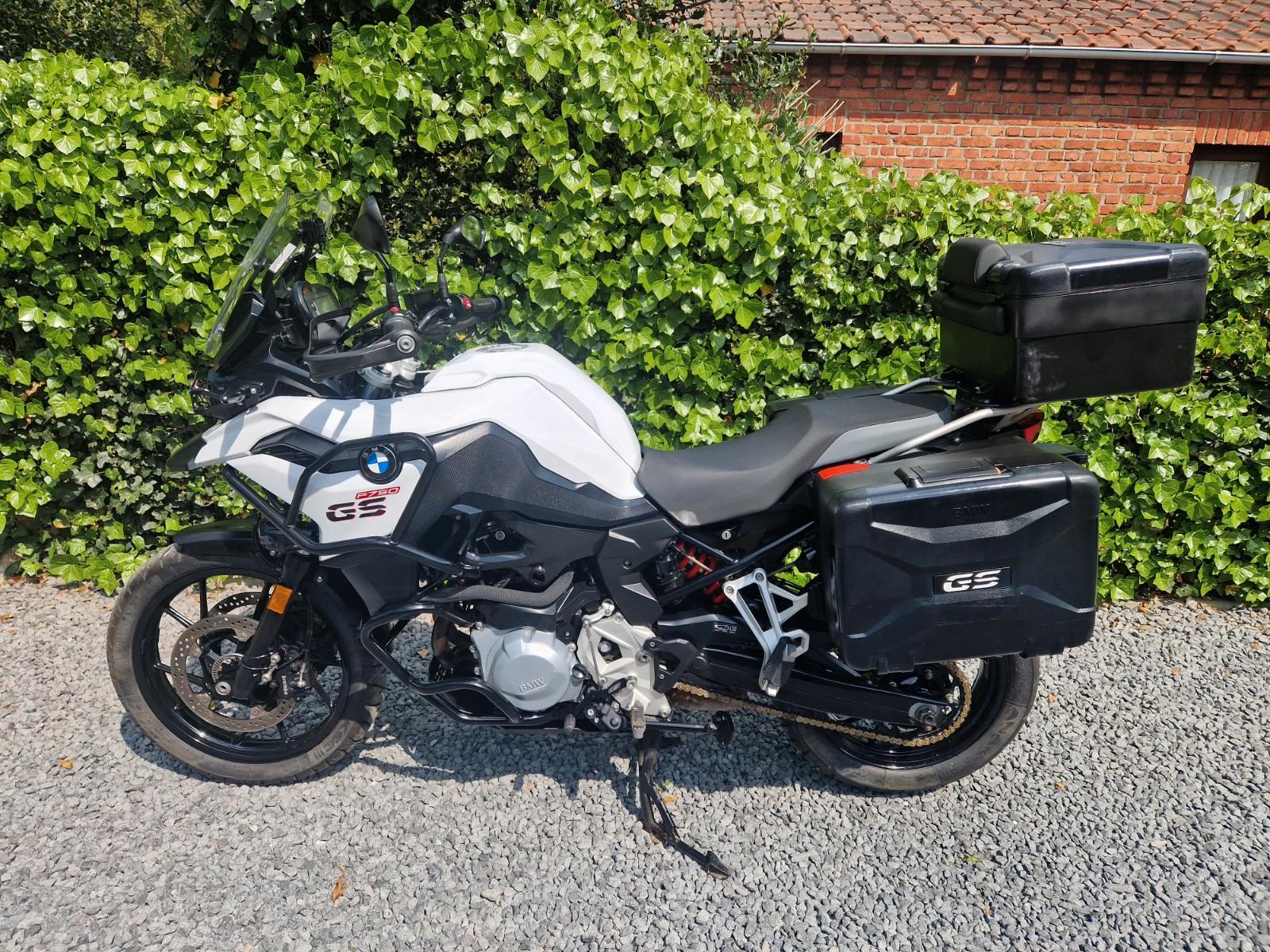 BMW F750gs (850cc)