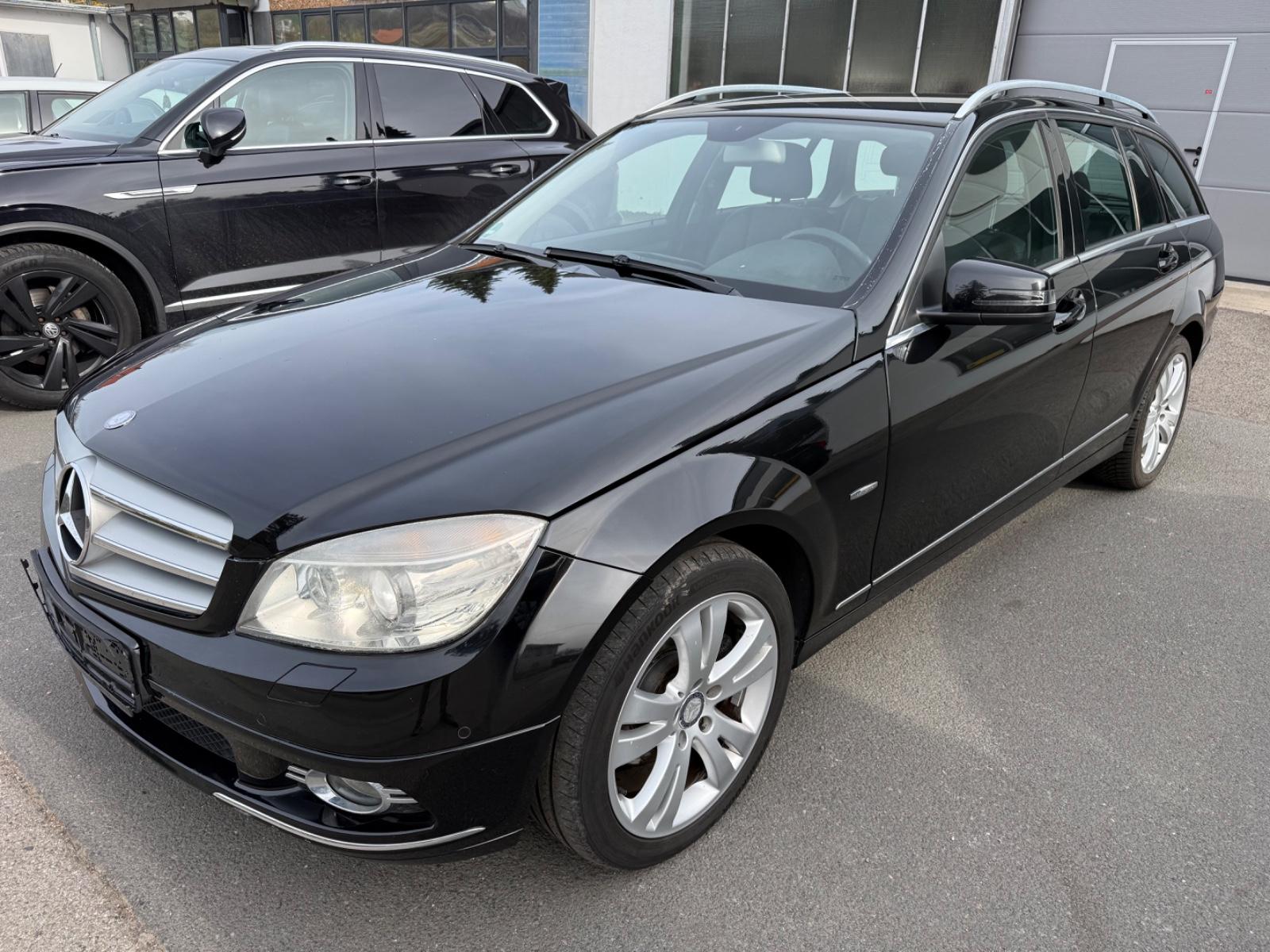 Mercedes-Benz C220 T CDI Avantgarde Bi-Xenon Navi H&K Logic 7