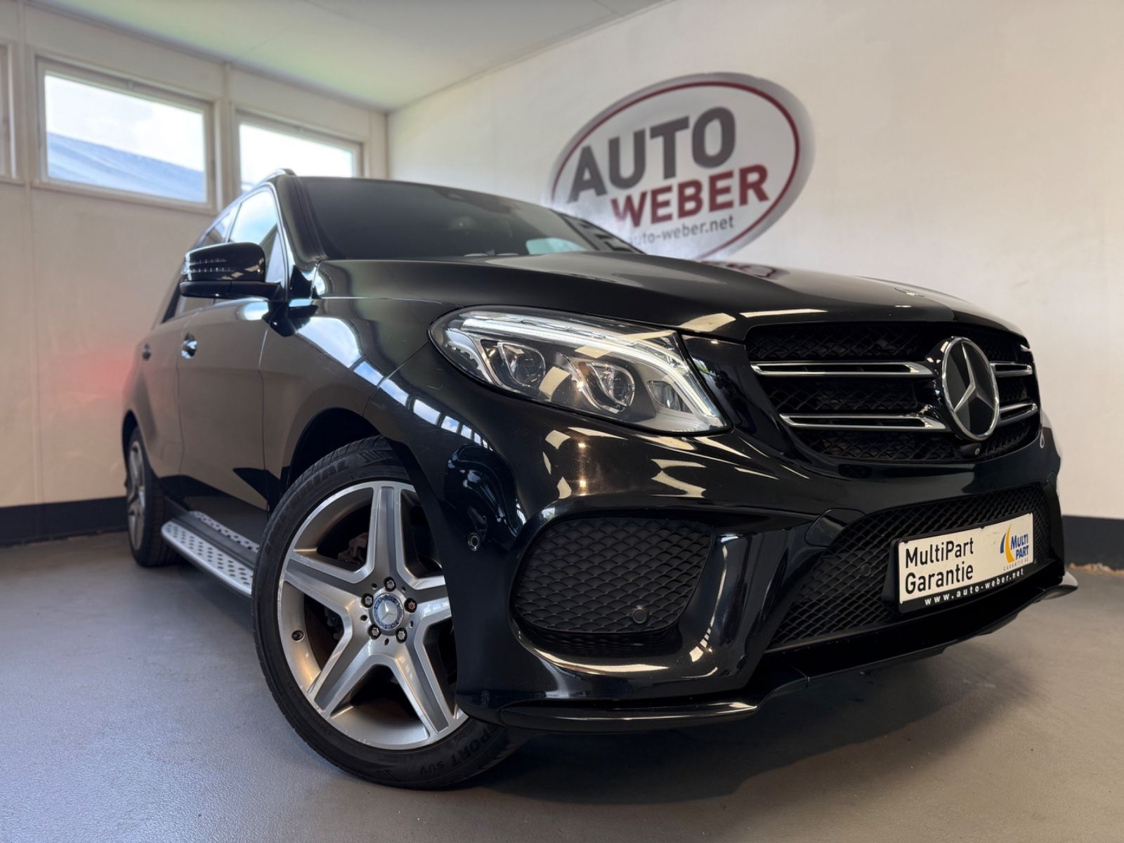 MERCEDES-BENZ GLE 350 CDI BT*LEDER*NAVI*AHK*DISTR*CAM*AMG-LINE