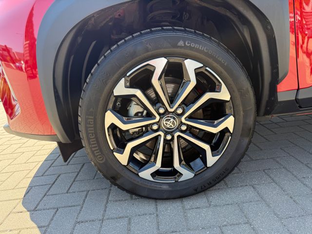 Toyota Yaris Cross Hybrid FWD Team Deutschland