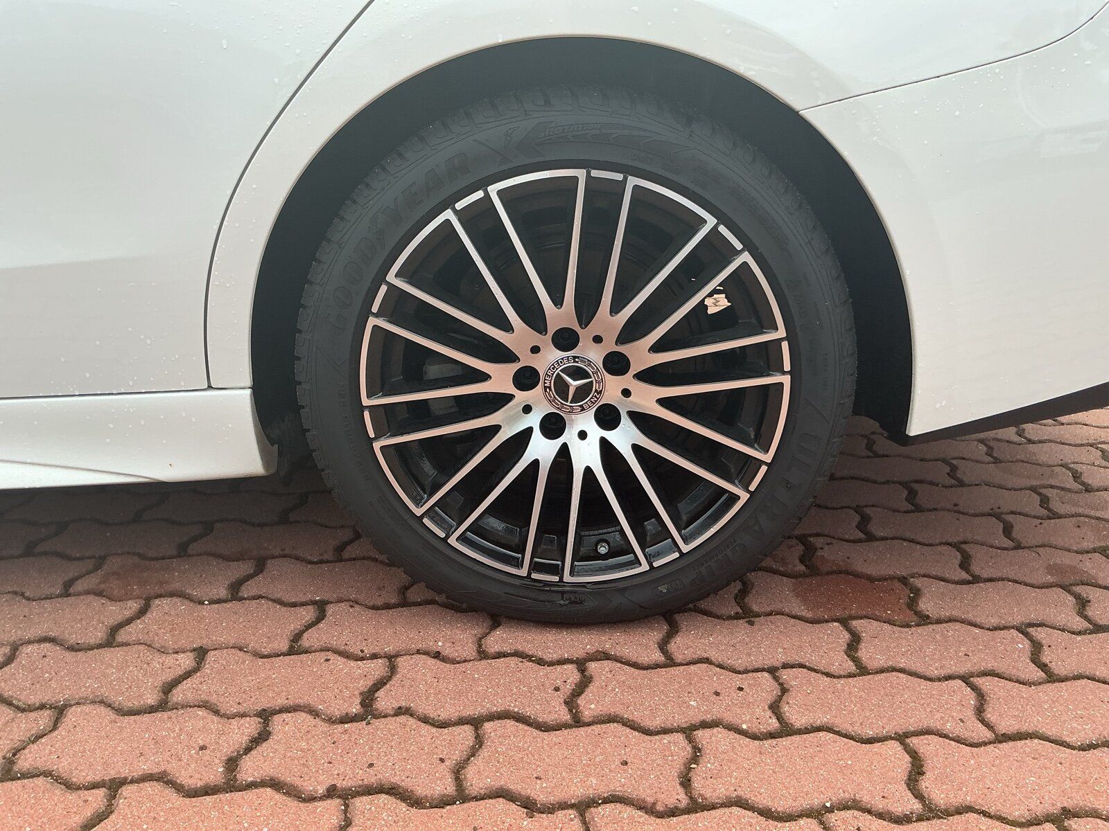 Mercedes-Benz C 200 AMG Edition PanoD 360Ka Nightp Mem Distro foto 20