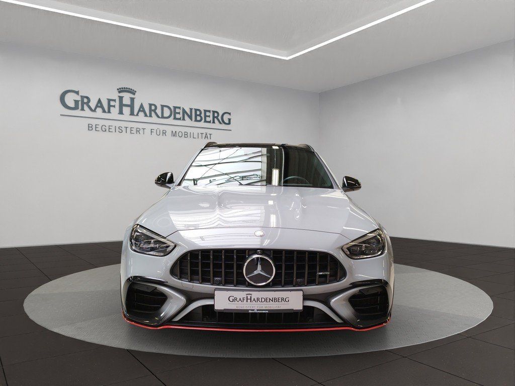 Mercedes-Benz C 63 AMG T 4M S E Performance Head-up-Display imagem 3