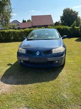 Renault Reanault Megane Cabrio zu verkaufen - Renault Megane mit Benzin-Antrieb: Cabrio, Automatik