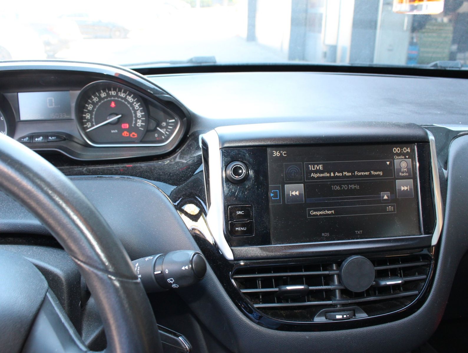 Fahrzeugabbildung Peugeot 208 1.2 Active PureTech *Motor Probleme.