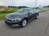 Volkswagen Passat 2.0 TDI SCR 140kW DSG Highline Highline - Volkswagen Passat: TDI Highline