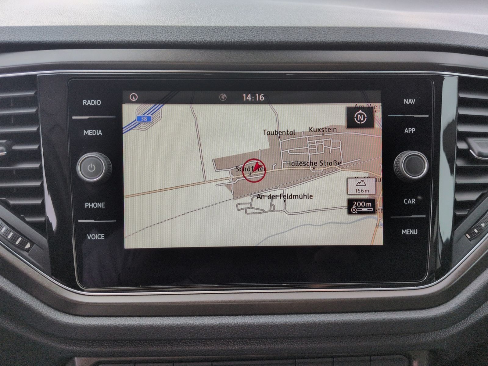 T-Roc 1.5 TSI DSG Style KAMERA+PANO+NAVI+LEDER+