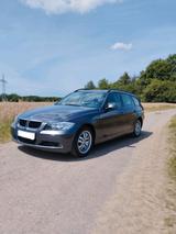 BMW E91 320i 2.Hand elektr. AHK Tempomat - BMW 320 aus 2007: Kombi, 320i