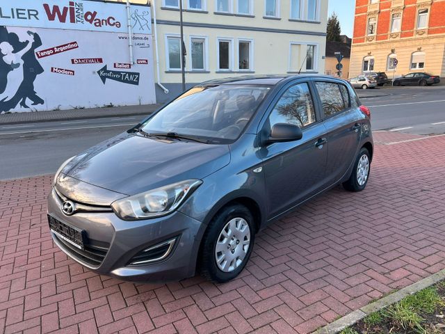 Hyundai i20 FIFA World Cup Edition*5 Türig*1.Hand*TÜV