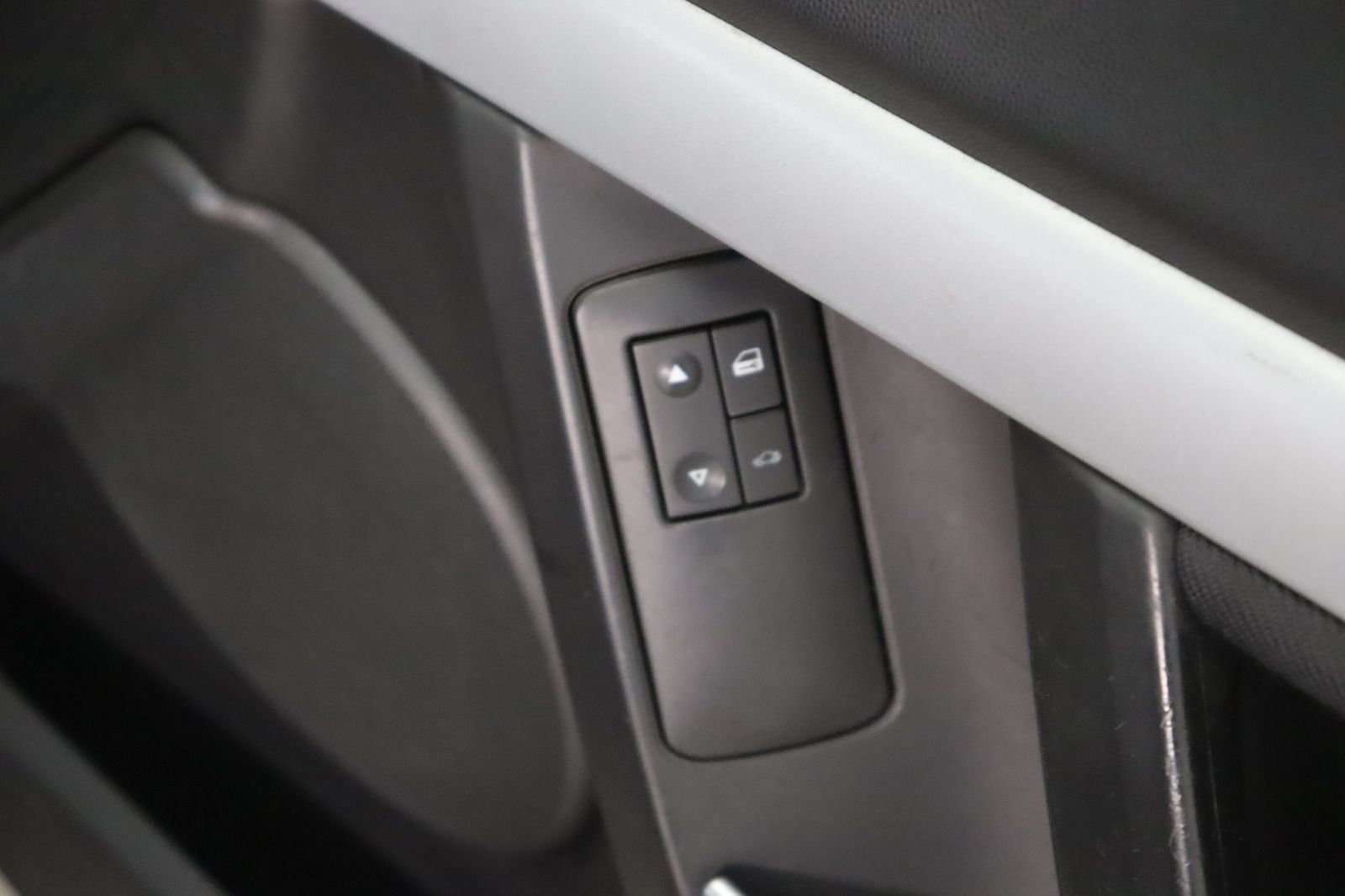 Fahrzeugabbildung Opel Vectra C 1.8 Edition * Gas * Klima * HU 05.2027