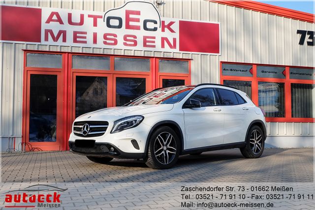 Mercedes-Benz GLA 200 Urban*Pano*Xenon*Kamera*Navi*Harman-Kard