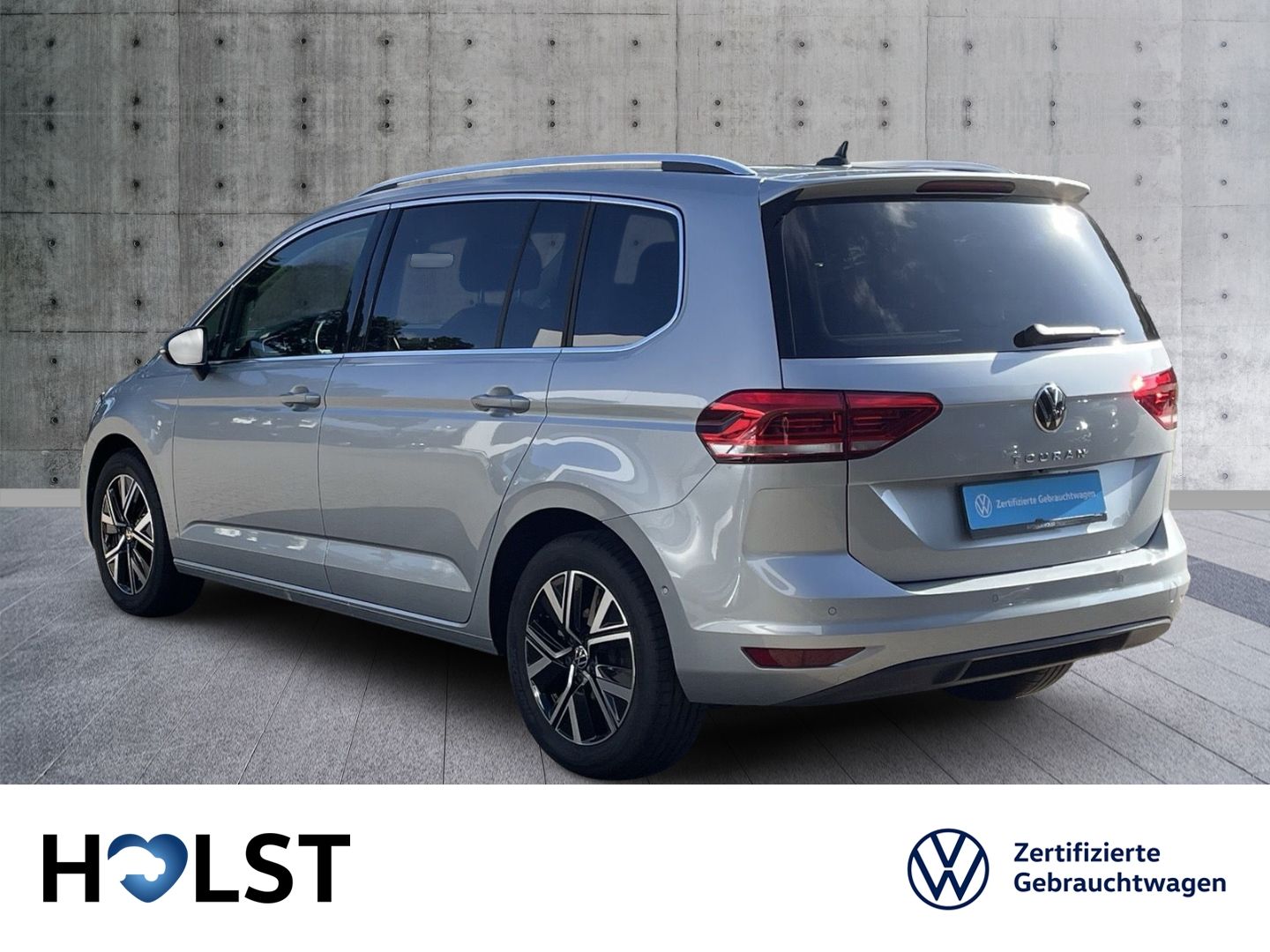 Volkswagen Touran 1.5TSI DSG Highl. AHK Navi Pano RüFaKa St foto 3