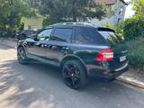 Porsche Cayenne Turbo Turbo - Porsche Cayenne aus 2005: Turbo