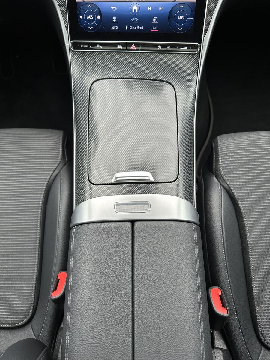 Fahrzeugabbildung Mercedes-Benz C 220d T Avantgarde NAV+LED+AHK+KAM+PANO+V-COCK