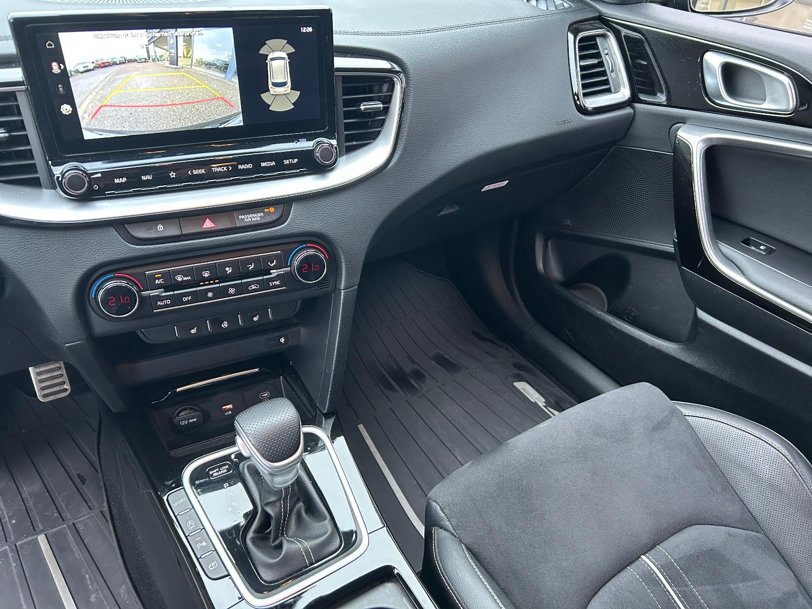 Kia PROCEED 1.5T 140 DCT GT-Line TEC LEDER