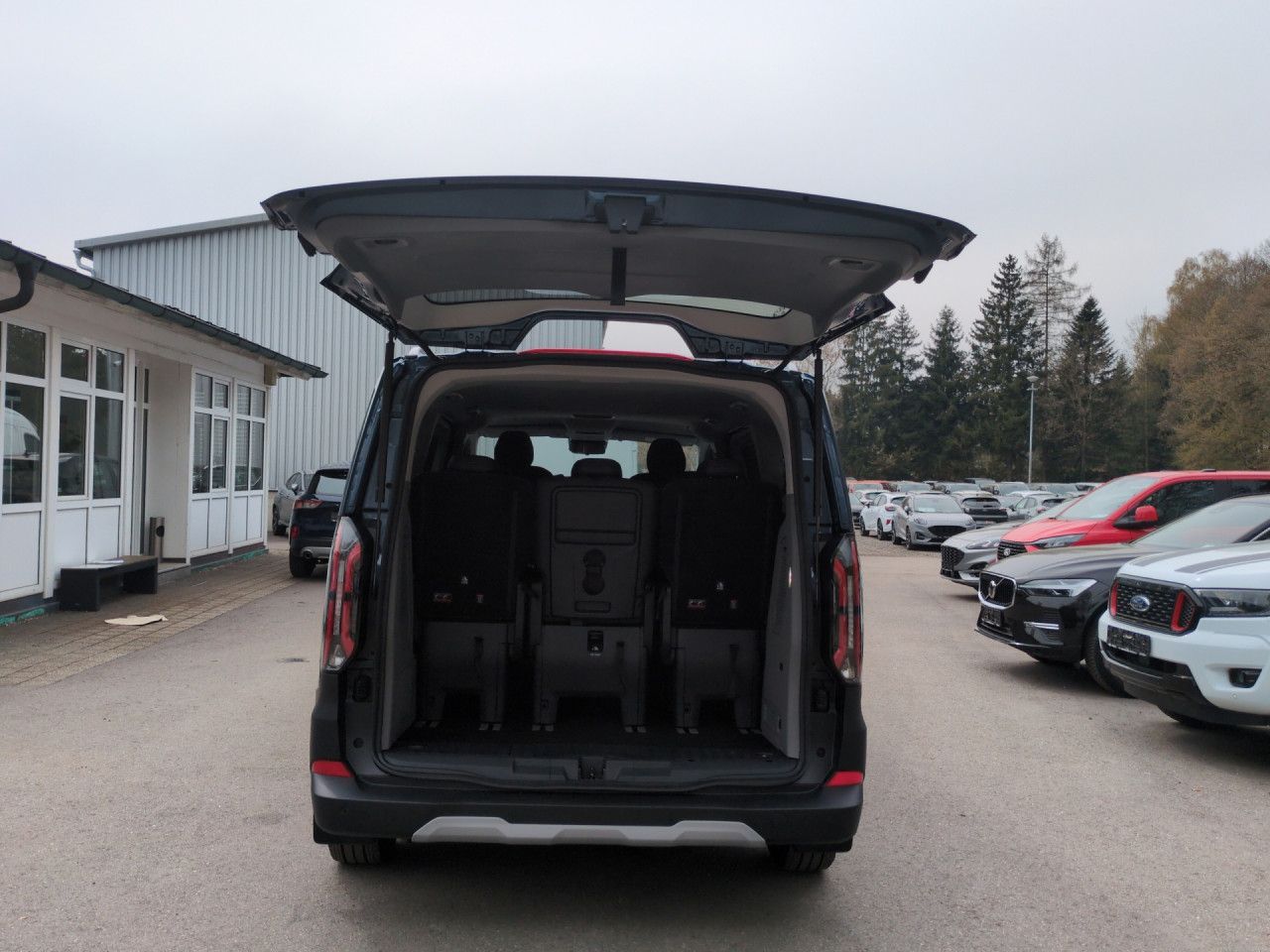 Ford Tourneo Custom - Bild 25