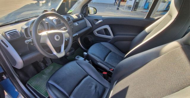fortwo coupe Pano.-Dach/Klima/Sitzhzg./R-CDPulse
