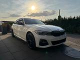 BMW | M Paket | Head-Up | H&K | Top gepflegt  - BMW 330 in Herne