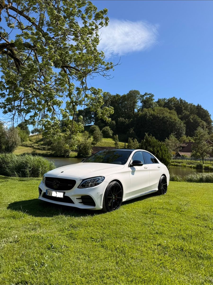 MERCEDES-BENZ C 300 Mit CARVERTICAL Bericht 