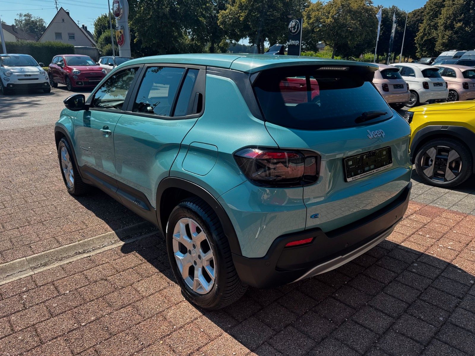 Fahrzeugabbildung Jeep Avenger Elektro Altitude+ Navi Kamera Sitzhzg.