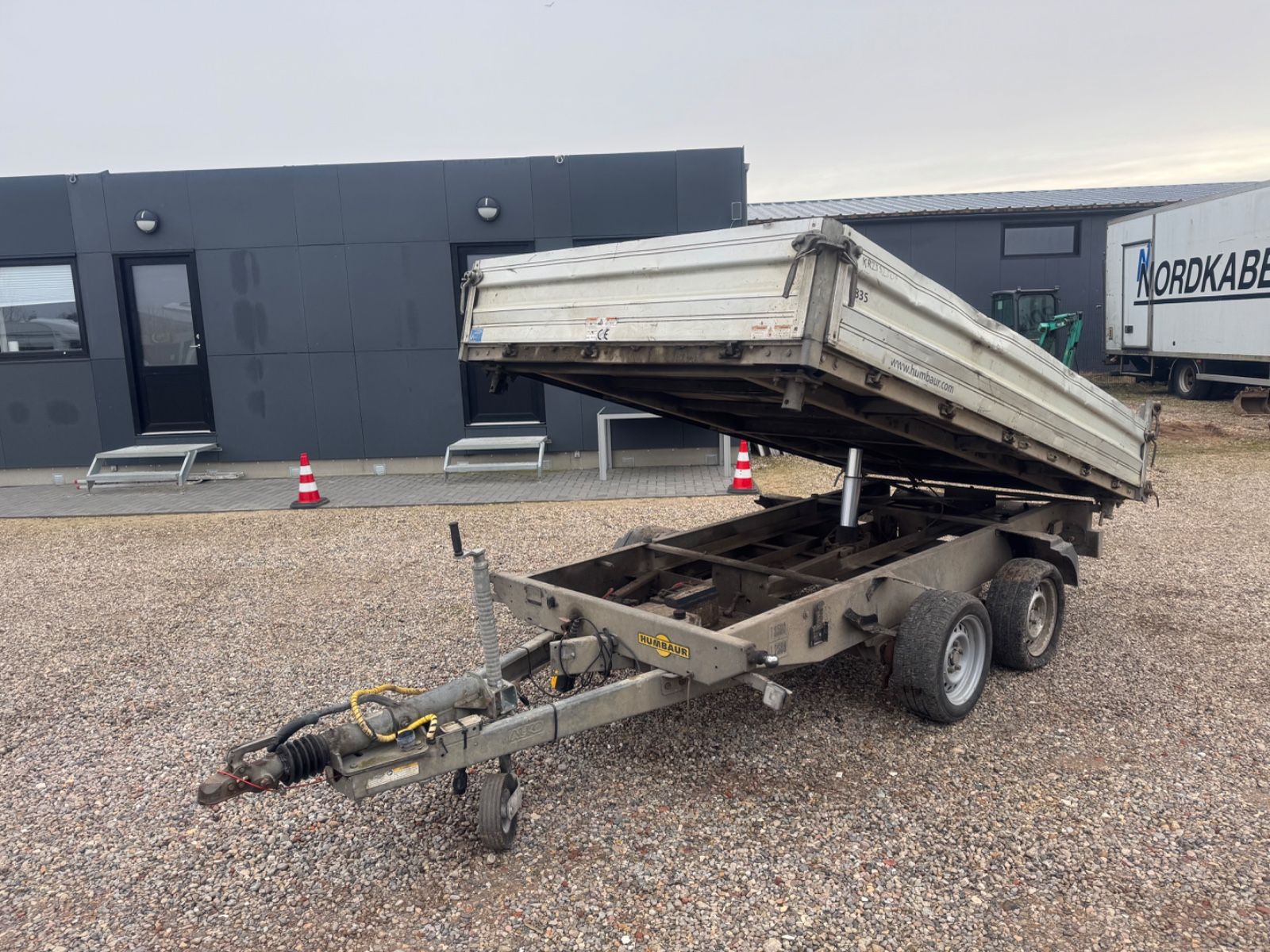 Fahrzeugabbildung Humbaur HTK 3500
