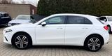 Mercedes-Benz A250 E 8G-DCT Advanced-R.CAM-LEDER-AMBIENTE-LED - Mercedes-Benz A 250 in Düsseldorf