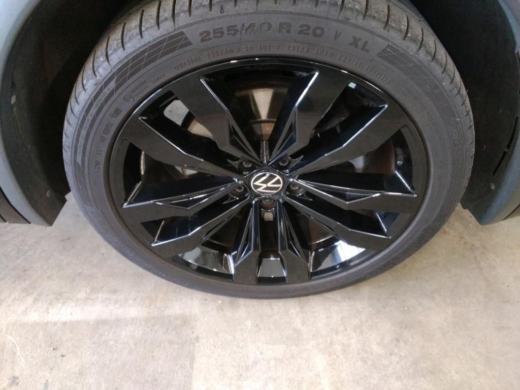 Volkswagen Tiguan Allspace R-Line 4Motion 2.0 TSI AHK*Pano*