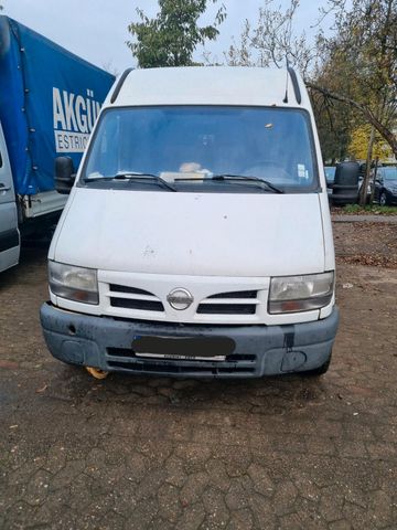 Nissan interstar export