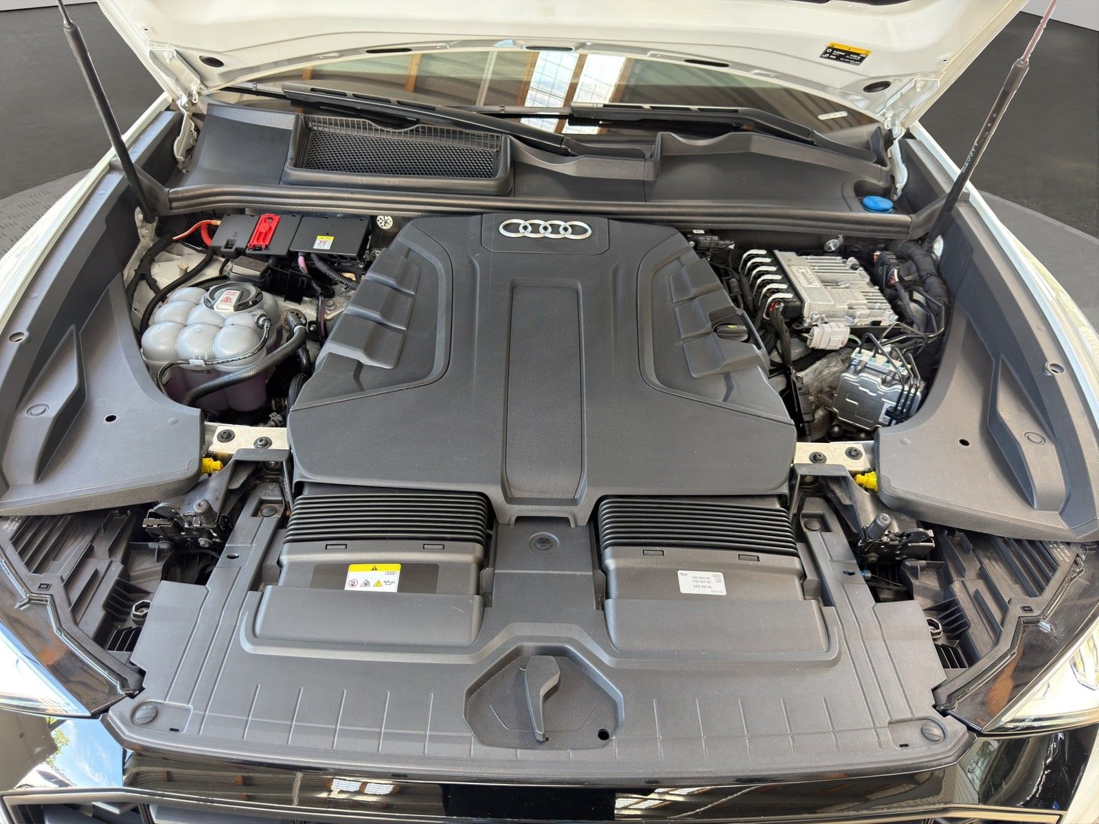 Audi Q8 50 TDI quattro competition plus B&O Standh. foto 19