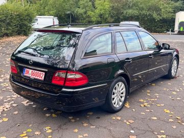 Mercedes E 220 - 7