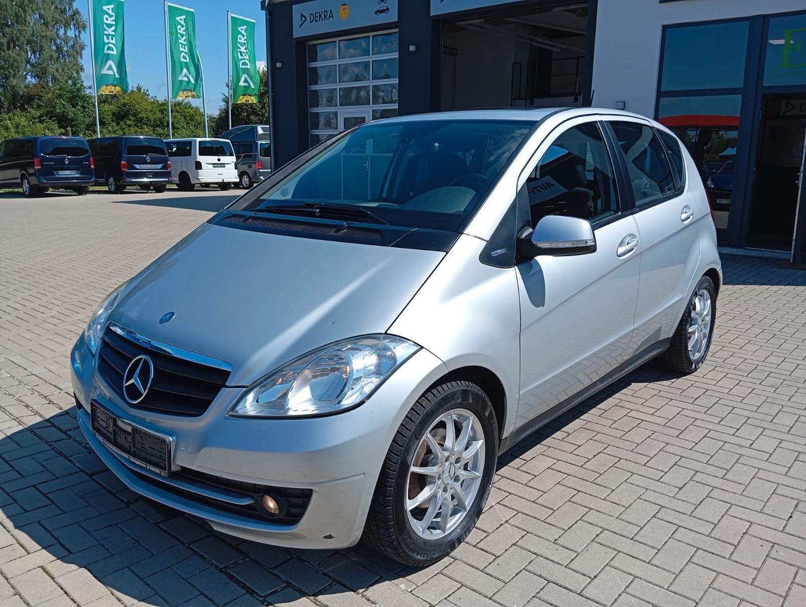 Mercedes-Benz A 180 ELEGANCE BlueEFFICIENCY,2XALU,SZH,EU5,