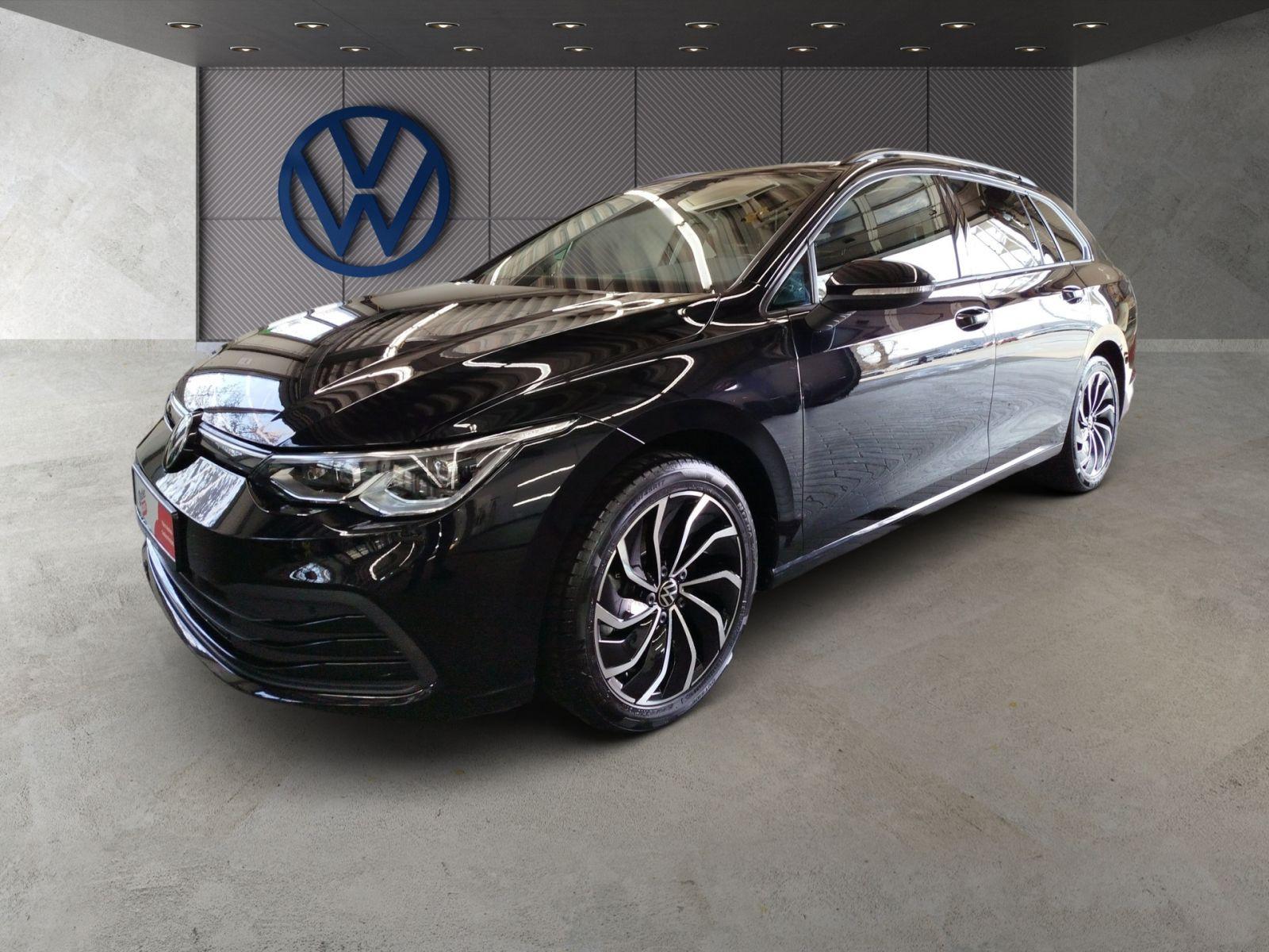 Volkswagen Golf VIII Variant 2.0 TDI DSG Life Navi AHK IQ.L