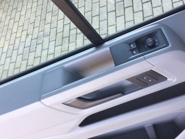 Fahrzeugabbildung Volkswagen Crafter Kasten 35 LR HD FWD Klima DAB GRA RFK