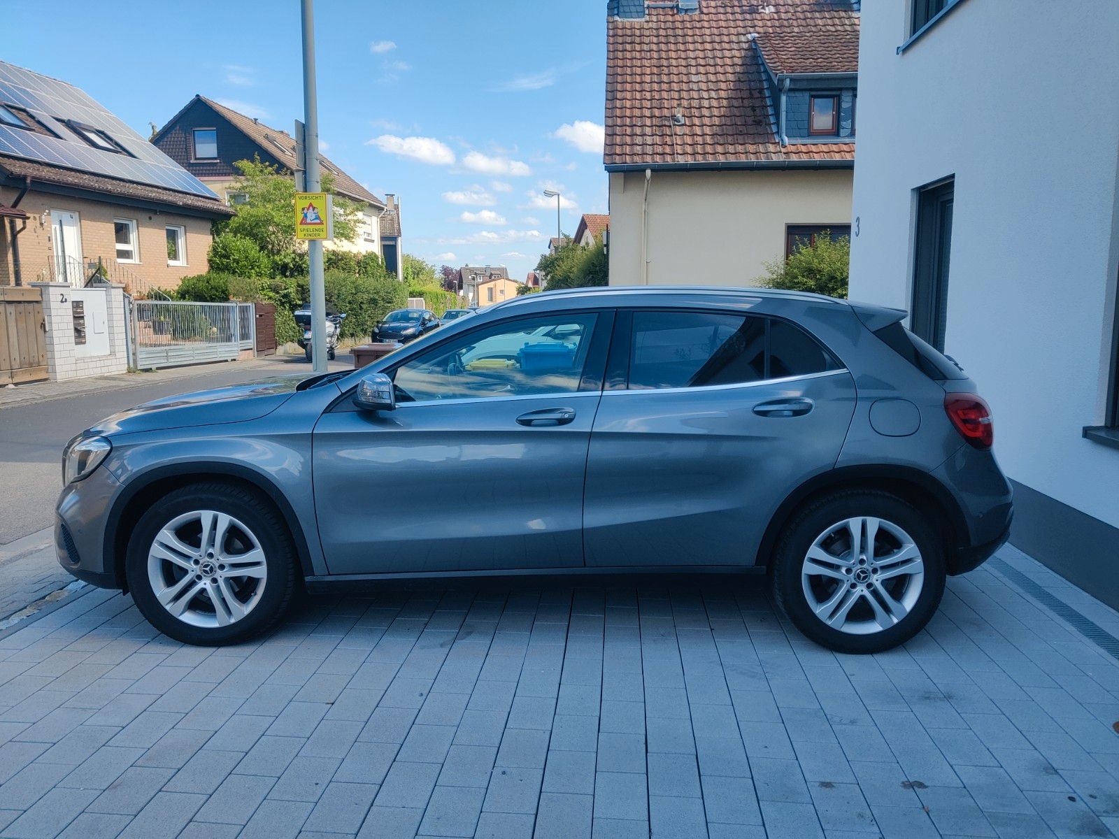 MERCEDES-BENZ GLA 220 d 4MATIC DCT - Off Roader