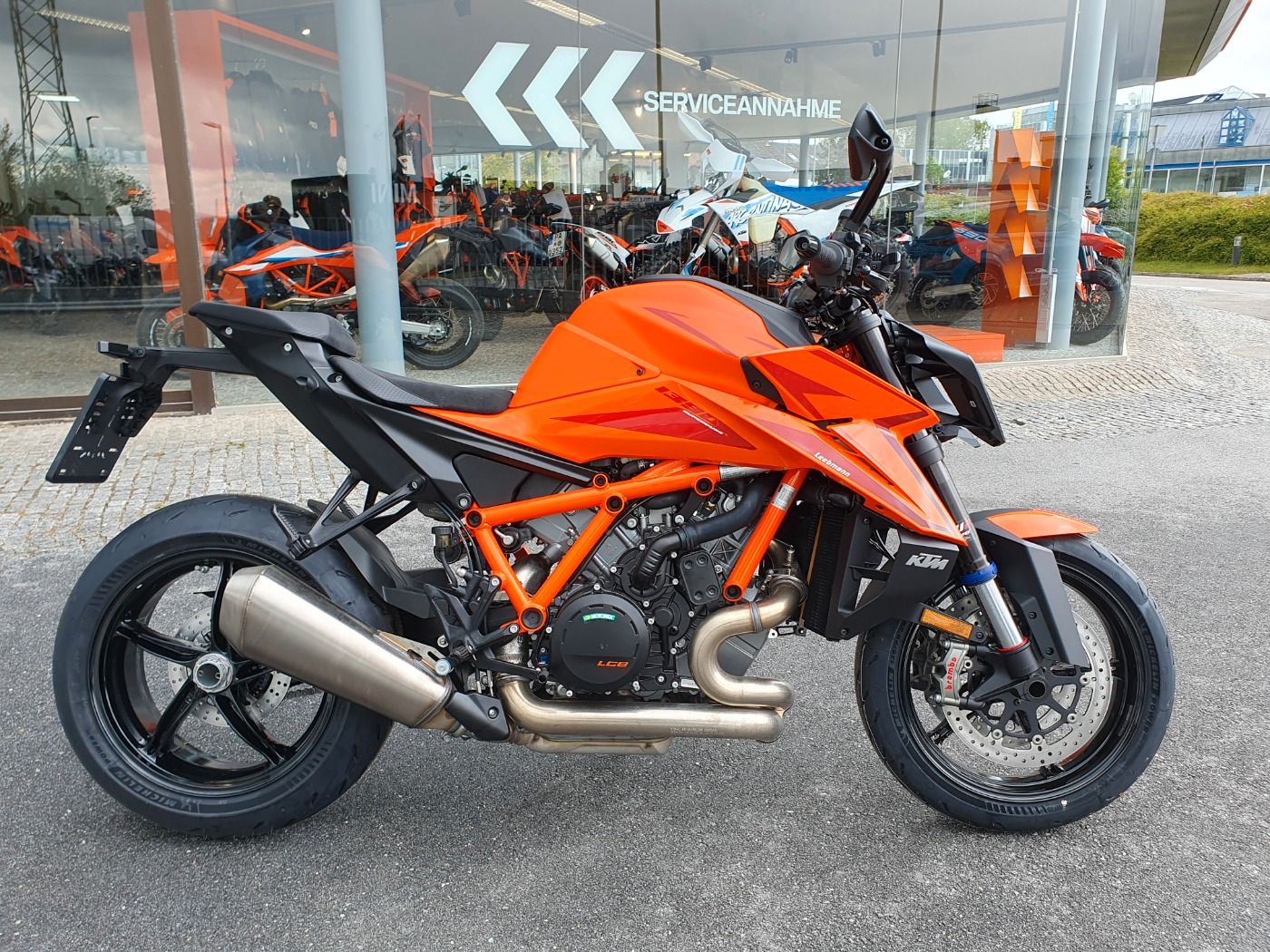 Fahrzeugabbildung KTM 1390 Super Duke R EVO 2024