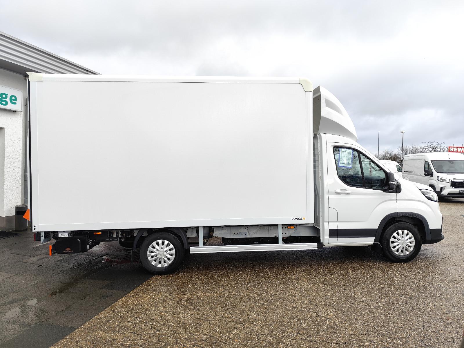 Maxus eDeliver 9 KOFFER mit Ladebordwand ! L4