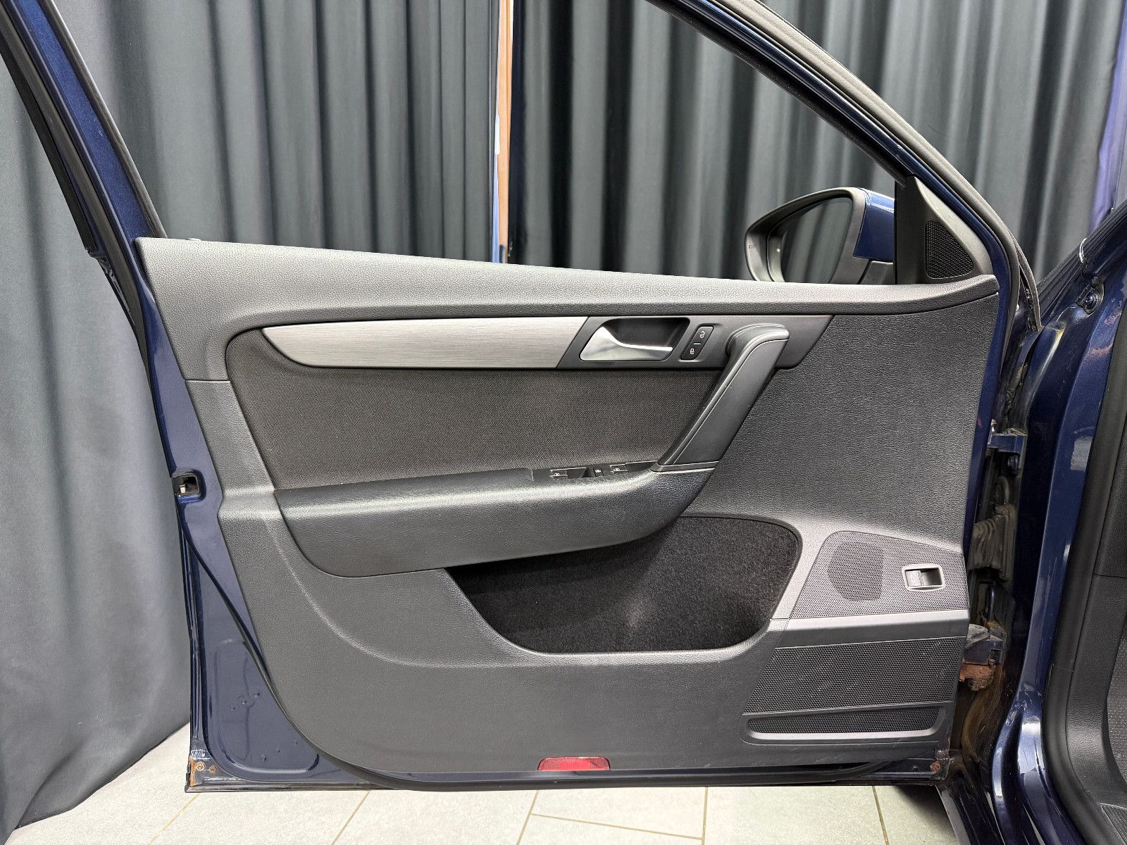 Fahrzeugabbildung Volkswagen Passat Comfortline BlueMotion |PDC|