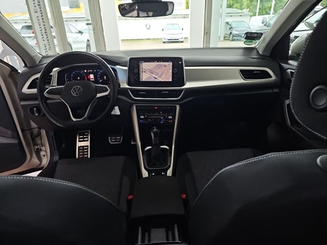 Fahrzeugabbildung Volkswagen T-Roc 1.5 TSI DSG Move AHK NAVI RFK SHZ