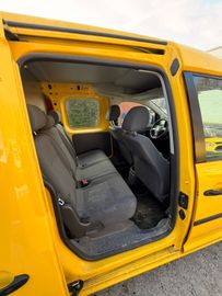 Volkswagen Caddy - 9